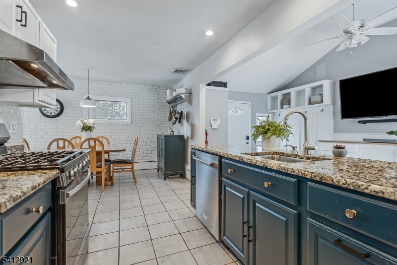 Washington School - Residential