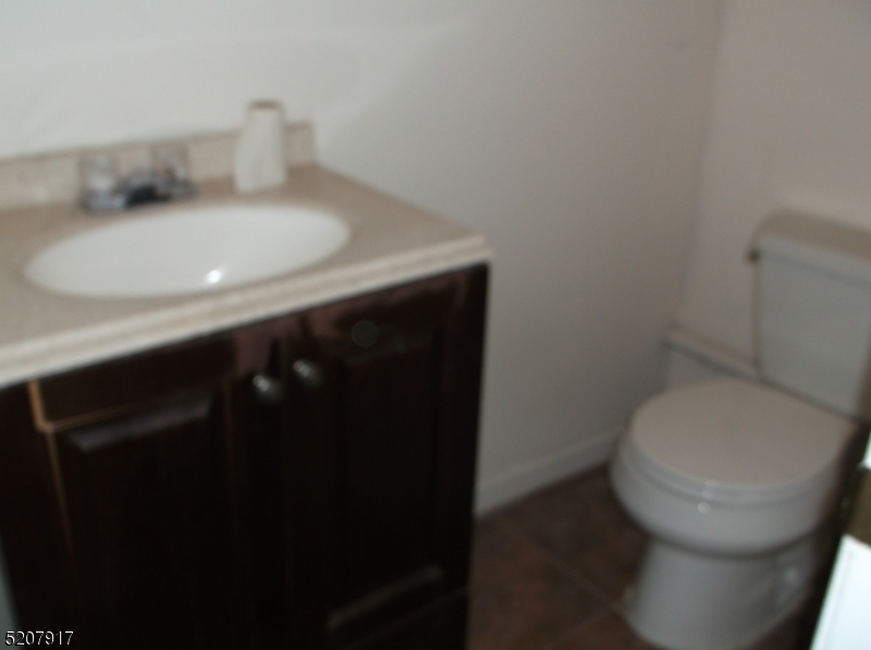 Lakeview - Commercial Sale