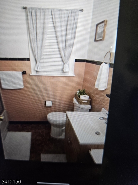 Lakeview - Commercial Sale