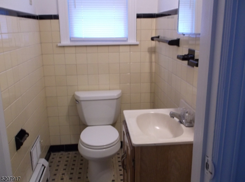 Lakeview - Commercial Sale