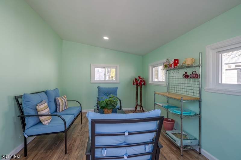 THE HEIGHTS OF MAIN - Residential