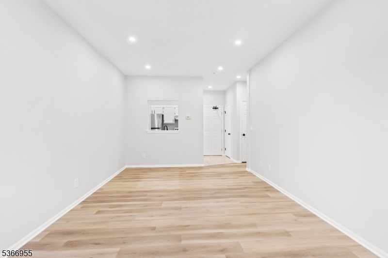 BALD EAGLE COMMONS - Residential