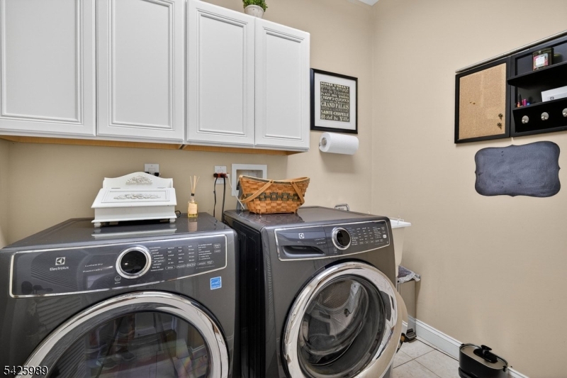 Lamberts Hill - Residential