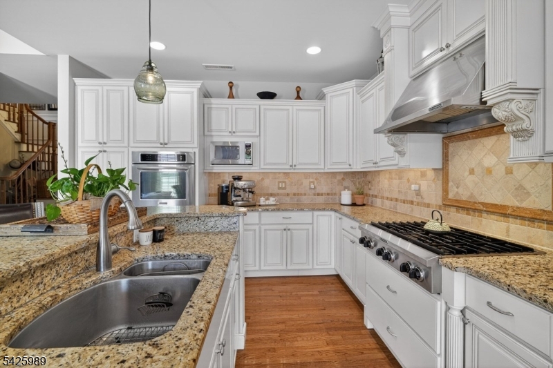 Lamberts Hill - Residential