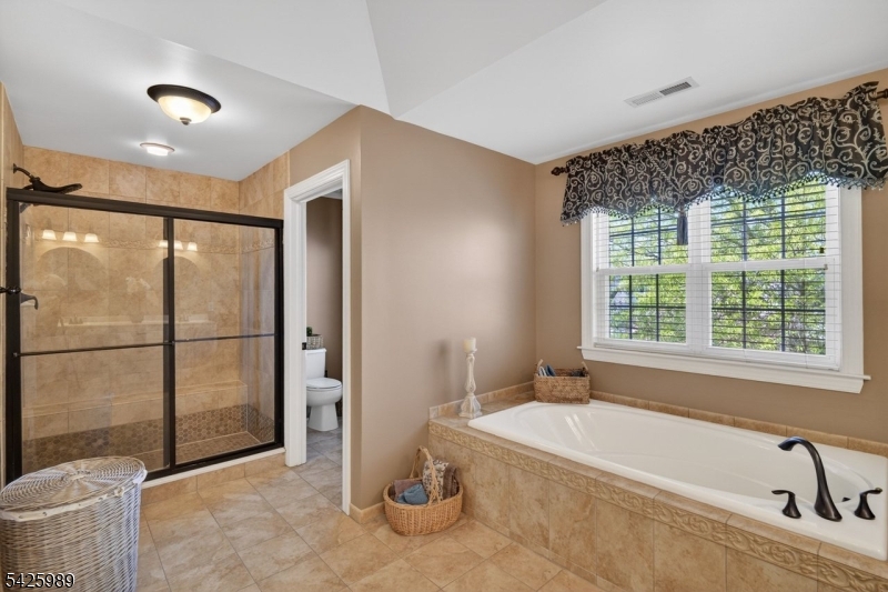 Lamberts Hill - Residential