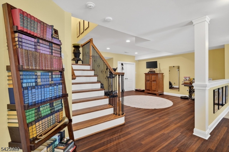 Lamberts Hill - Residential