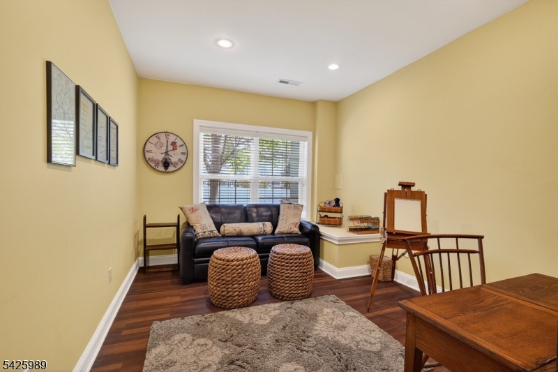 Lamberts Hill - Residential