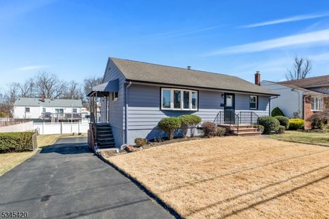 MLS: 3951981
