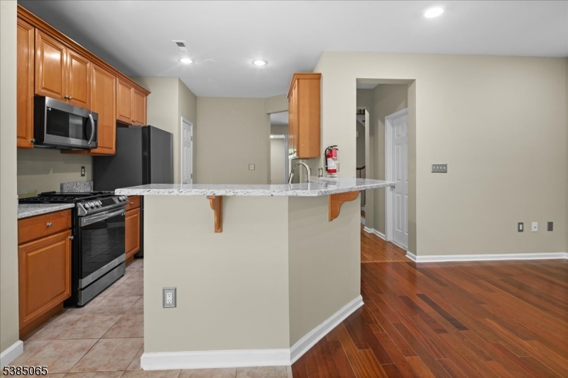 Montgomery Hills - Residential