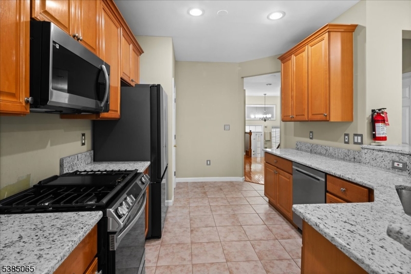 Montgomery Hills - Residential