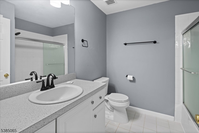 Montgomery Hills - Residential