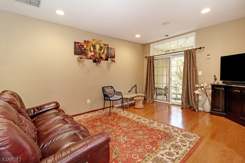 410 Turlington Ct
