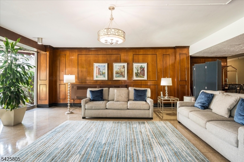 Upper Montclair - Residential