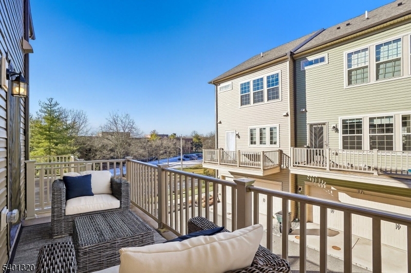 Livingston Square - Residential Lease