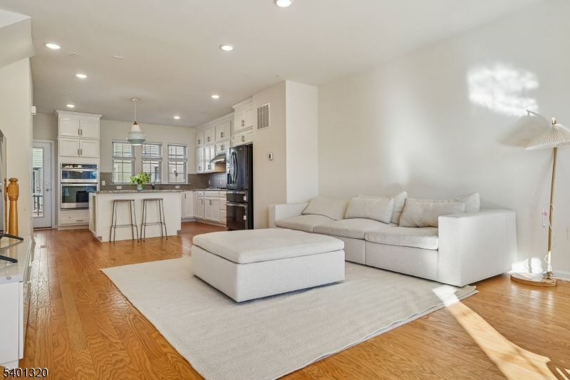 Livingston Square - Residential Lease