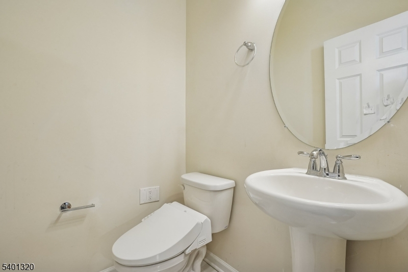 Livingston Square - Residential Lease