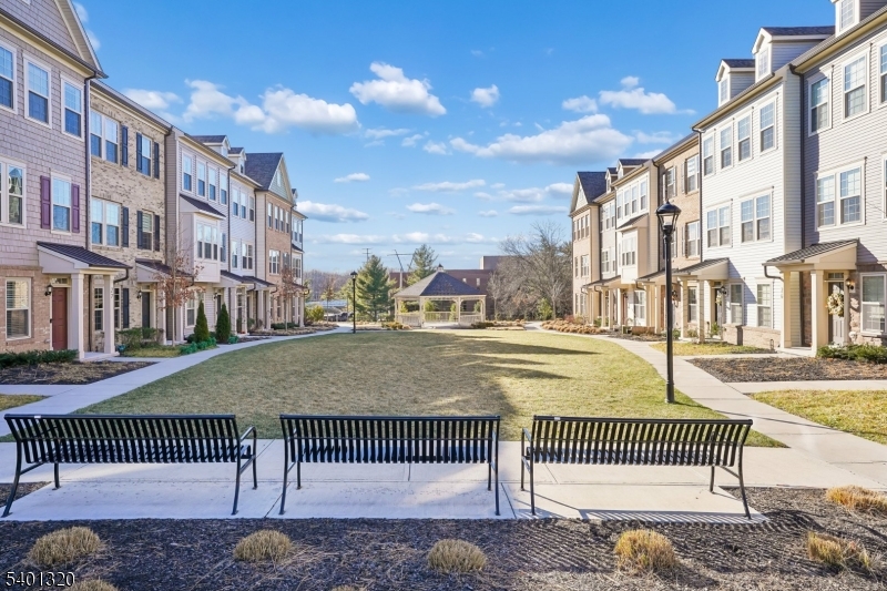 Livingston Square - Residential Lease