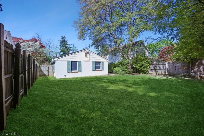 Town - Residential Lease