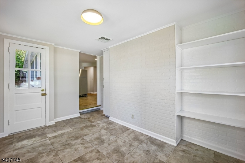 Town - Residential Lease