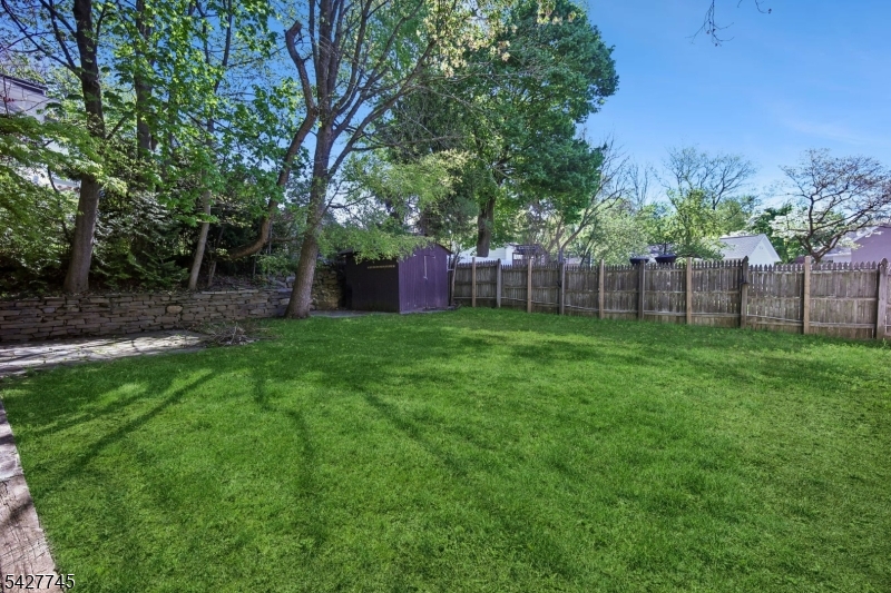 Town - Residential Lease