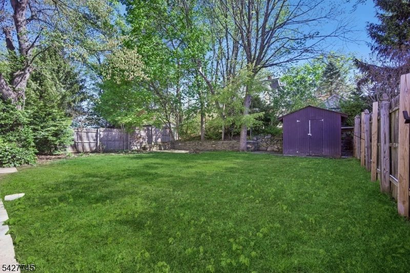 Town - Residential Lease