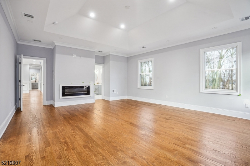 Riker Hill - Residential