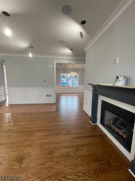 Riker Hill - Residential