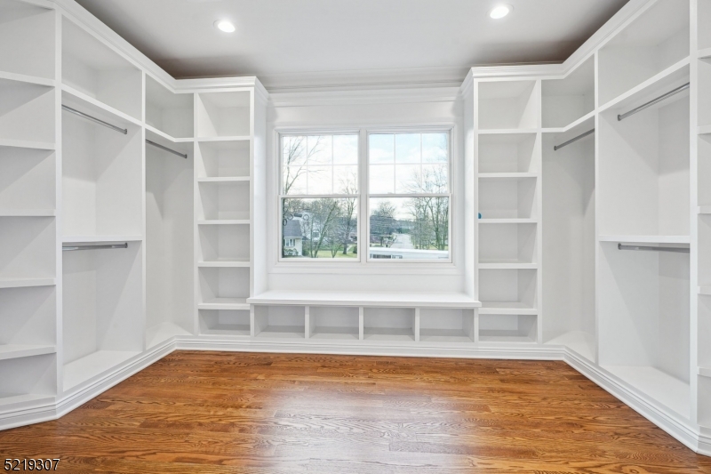 Riker Hill - Residential