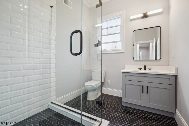 Riker Hill - Residential