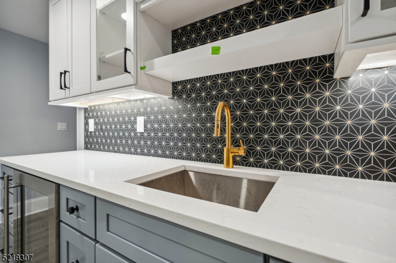 Riker Hill - Residential