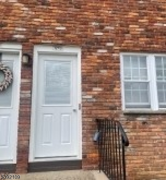 Manchester II - Residential Lease