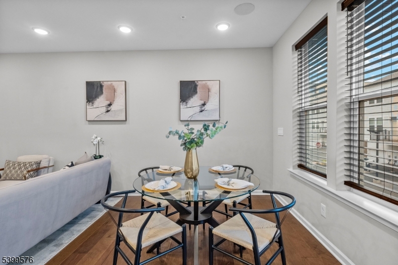 Townhomes At Vermella - Residential