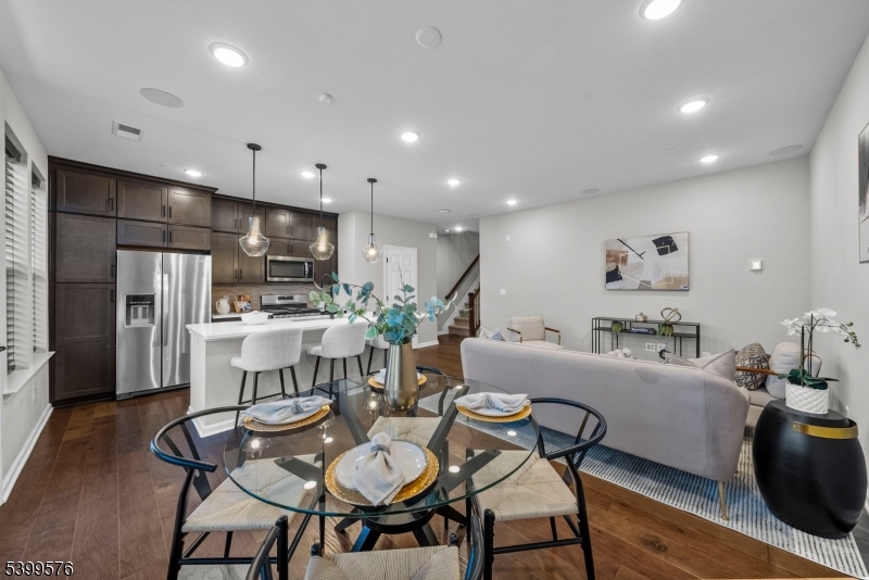 Townhomes At Vermella - Residential