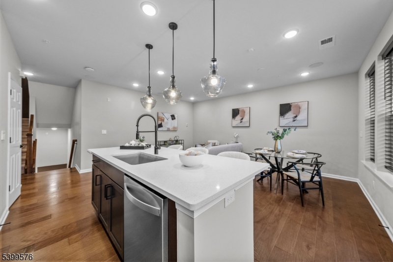 Townhomes At Vermella - Residential