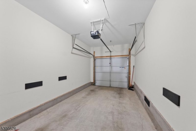 Townhomes At Vermella - Residential