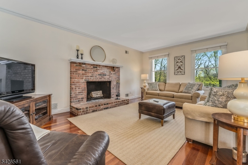 CRYSTLE WOODS ESTATE - Residential