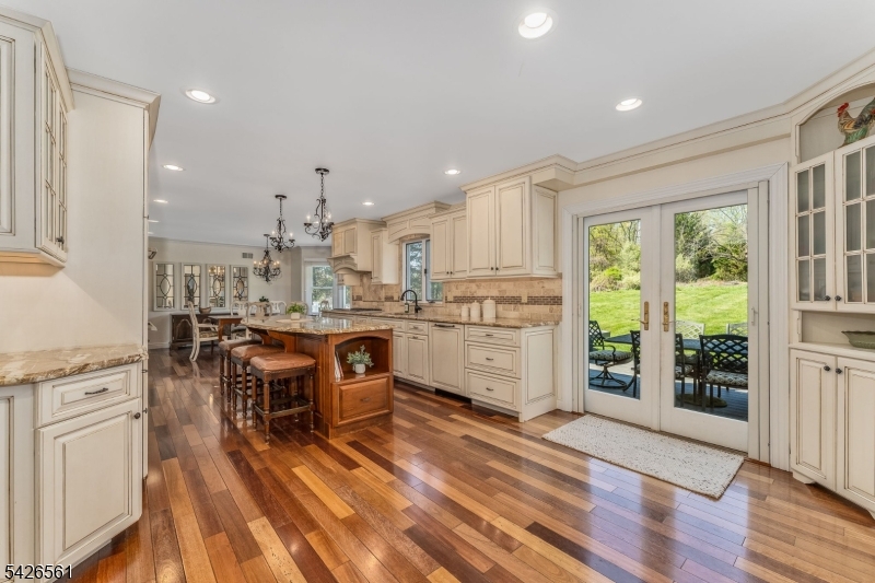 CRYSTLE WOODS ESTATE - Residential