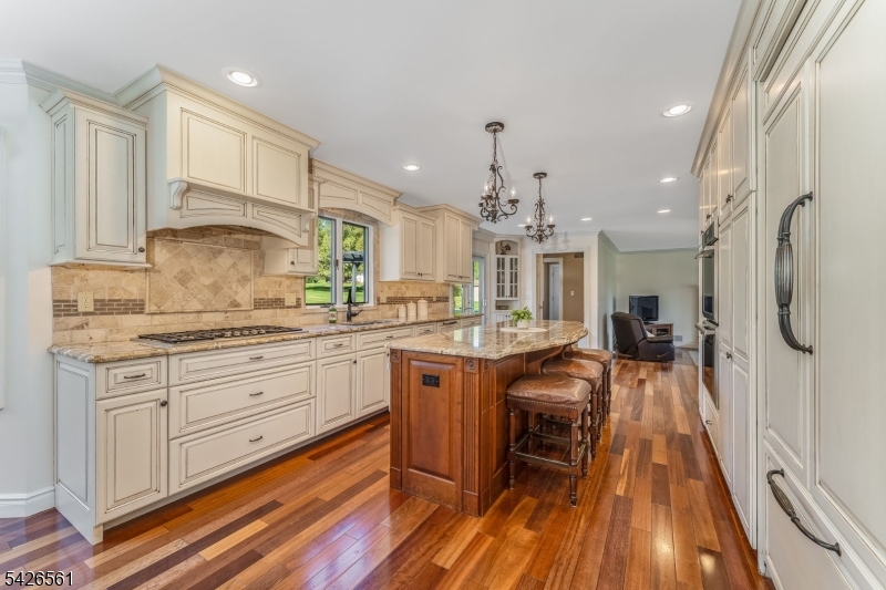 CRYSTLE WOODS ESTATE - Residential