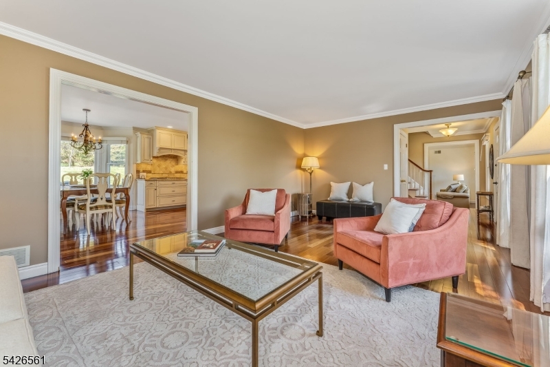 CRYSTLE WOODS ESTATE - Residential