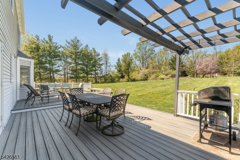 CRYSTLE WOODS ESTATE - Residential