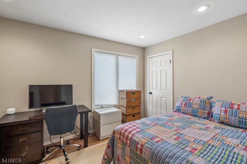 Convent Station - Residential
