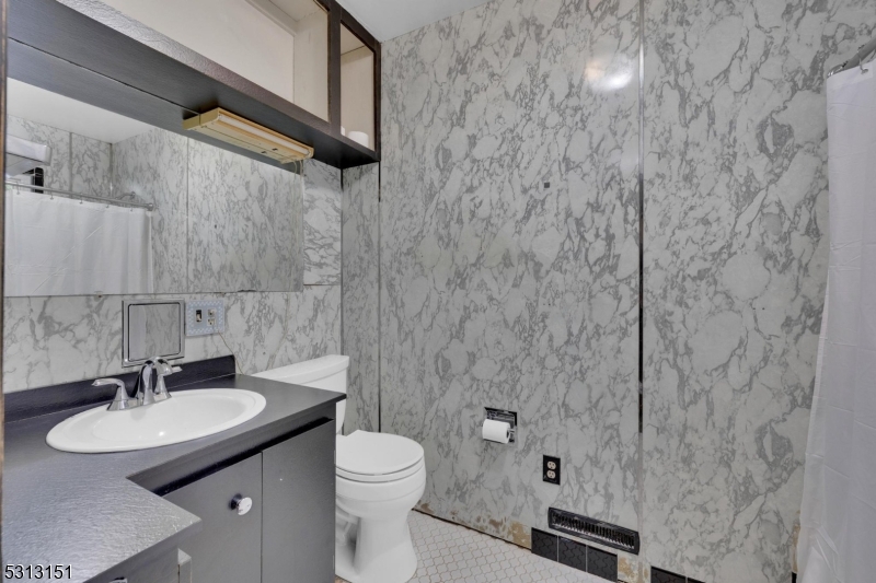 Mountain - Residential