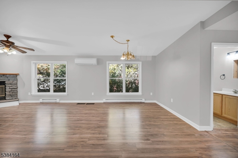 Upper Greenwood Lake - Residential