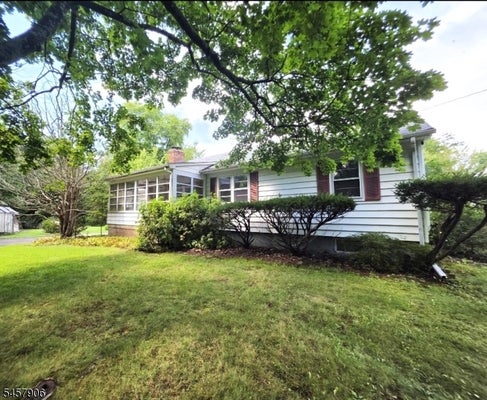 13 DEN HERDER DR, SOMERSET, NJ 08873 - Image 4b5a73c33c8b57397b27ad5ecc8f4c9e/2057085804