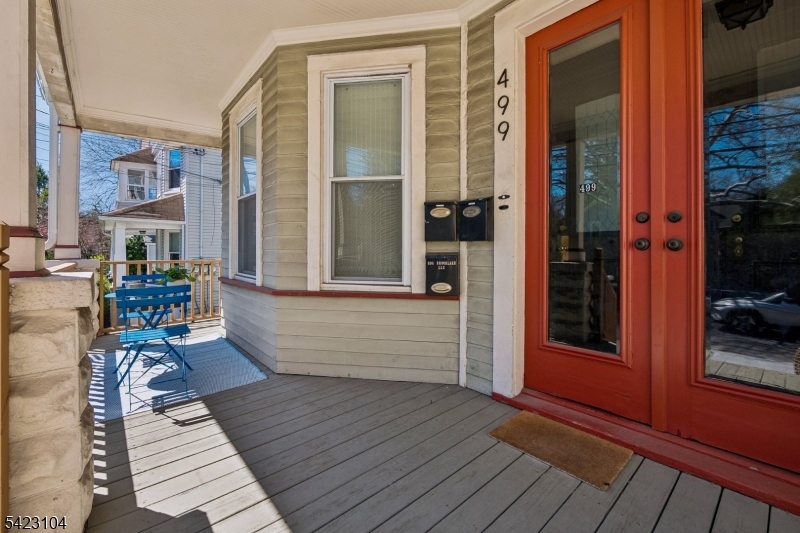 Valley St - Commercial Sale