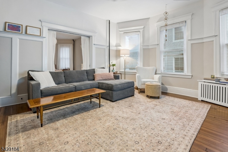 Valley St - Commercial Sale