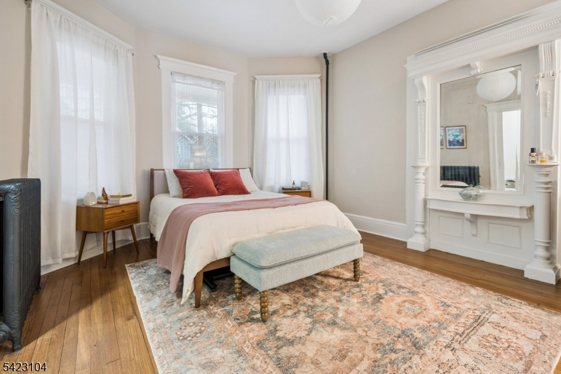 Valley St - Commercial Sale