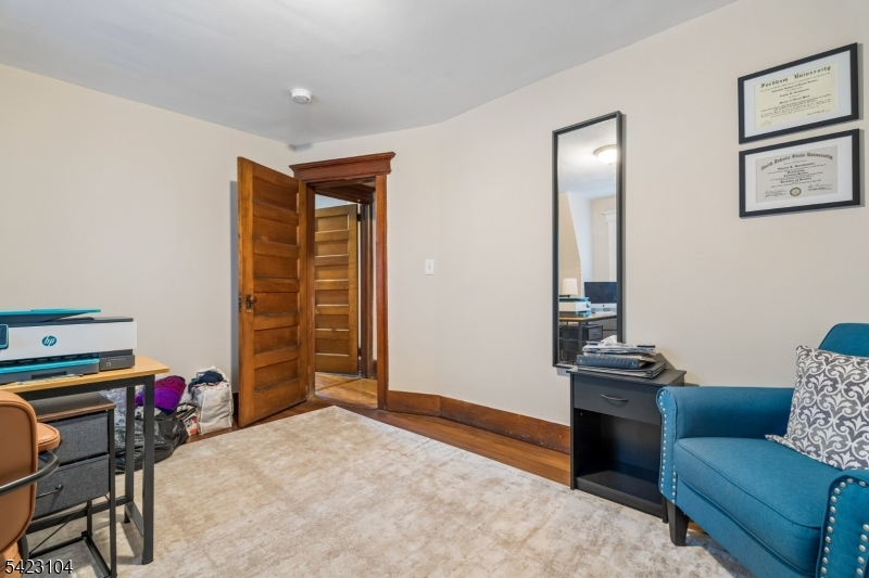 Valley St - Commercial Sale