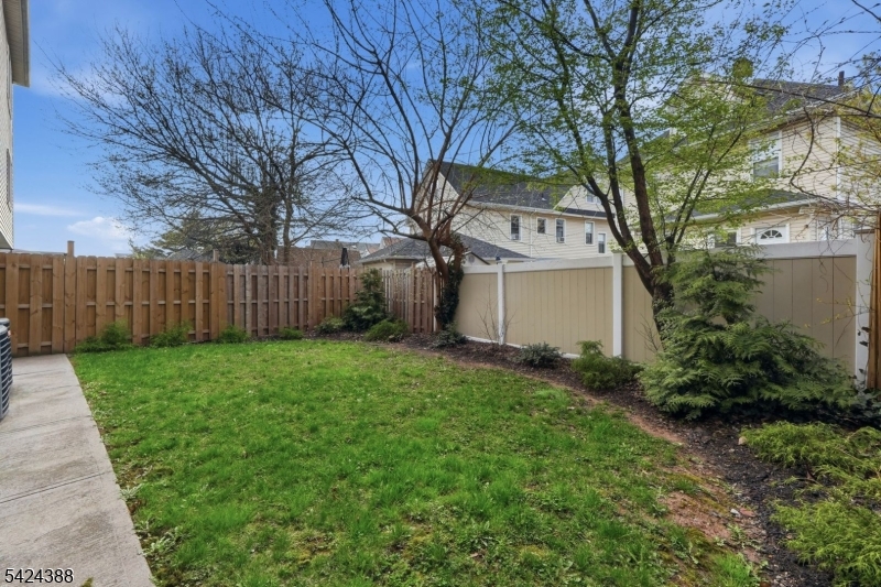 Elmora - Residential Income