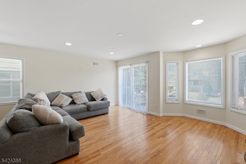 Elmora - Residential Income